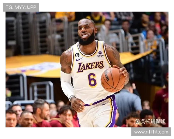 安东尼·戴维斯内线多样进攻提升湖人关键篮板控制力